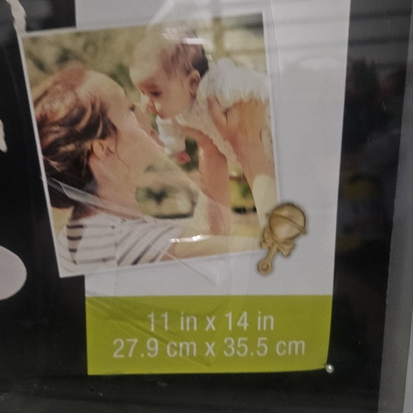 Americanflat 8x10 Shadow Box Frame in Black with Soft Linen Back - Large Shadow - Picture 2 of 6